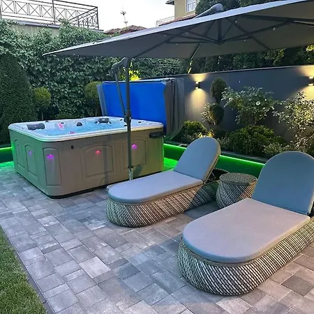 Oasis Of Green Streamside Relaxation Villa Budapest
